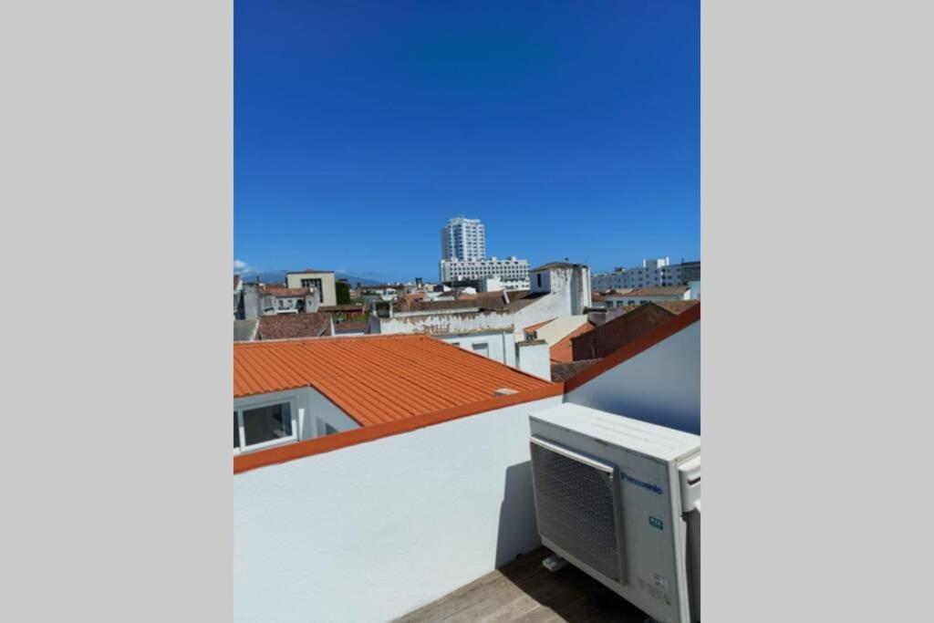 Azorean Flats V Heart Of Ponta Delgada - Centro المظهر الخارجي الصورة
